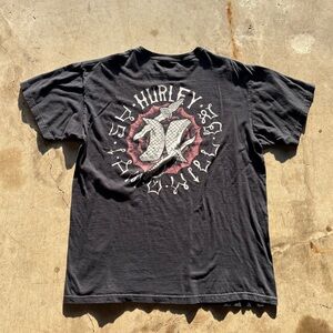 Men’s Hurley Classic Fit 2 Side Knife Snake Graphic Black Short Sleeve TShirt XL